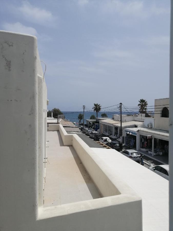 Dilino Hotel Kamari  Exterior photo