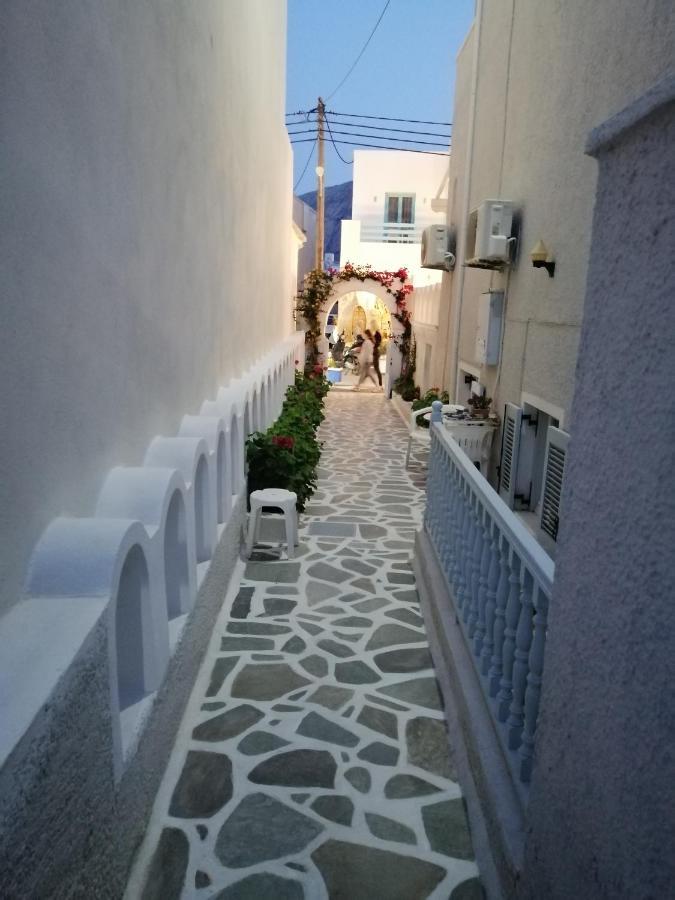 Dilino Hotel Kamari  Exterior photo