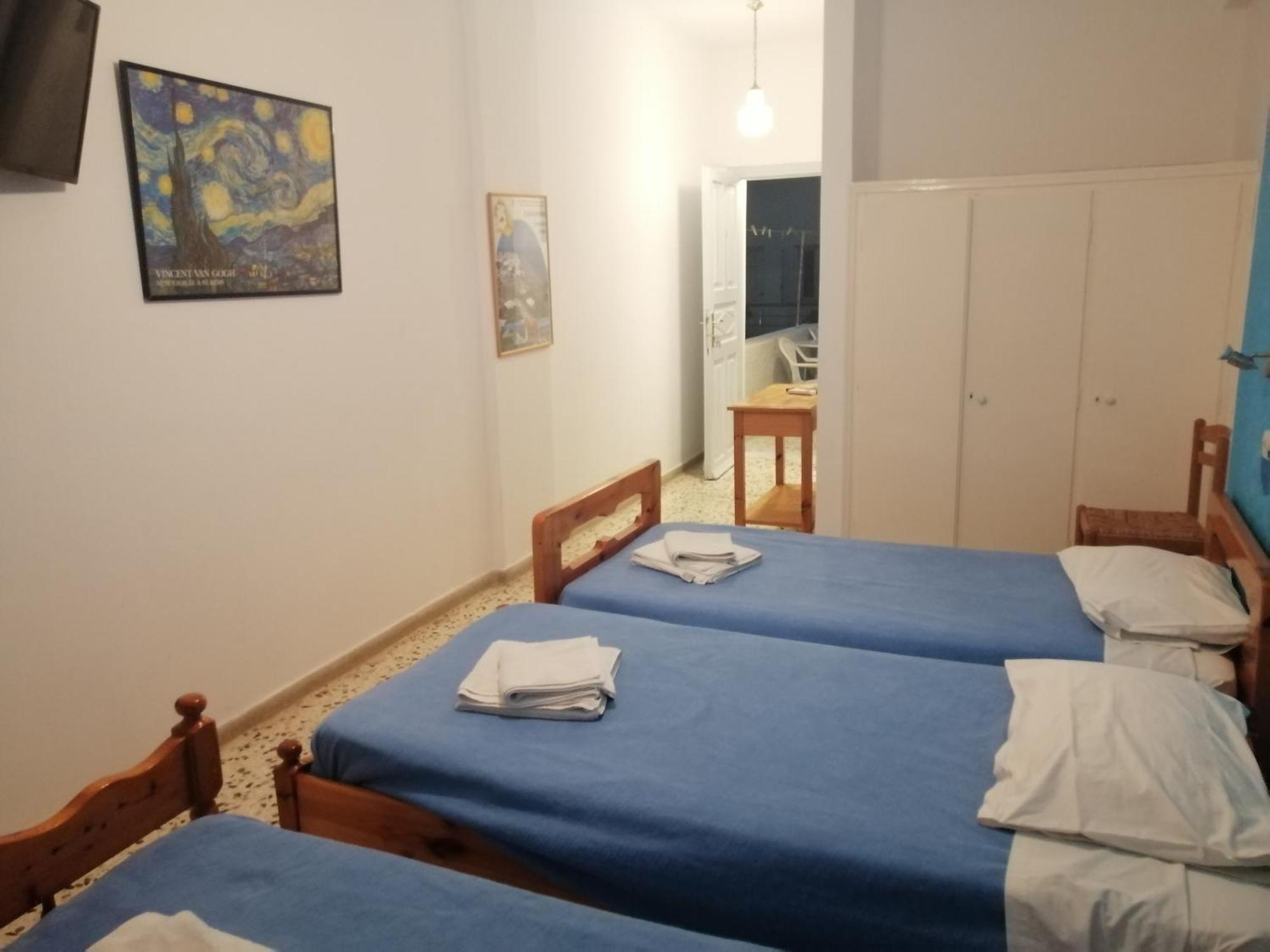 Dilino Hotel Kamari  Room photo