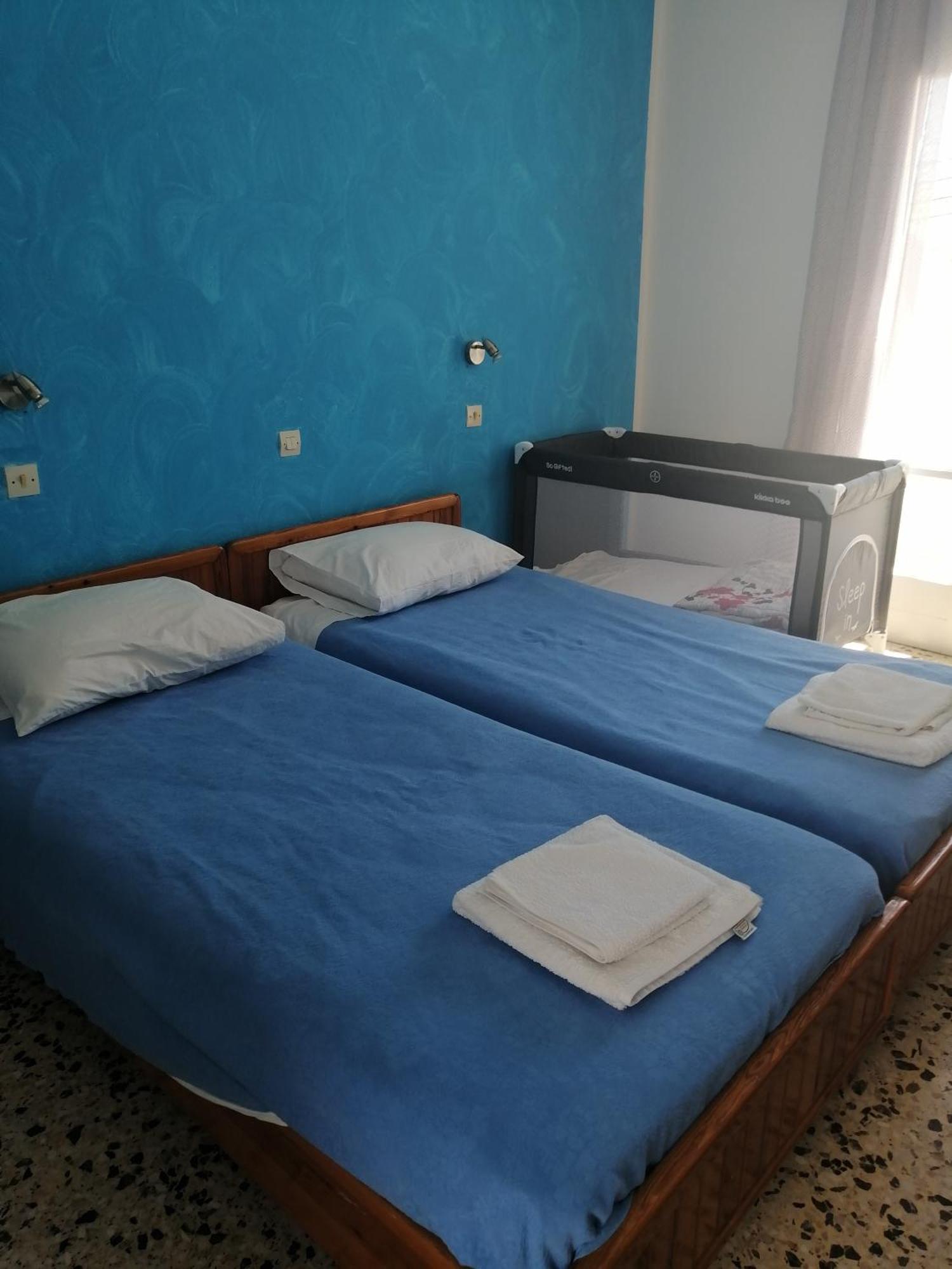 Dilino Hotel Kamari  Room photo