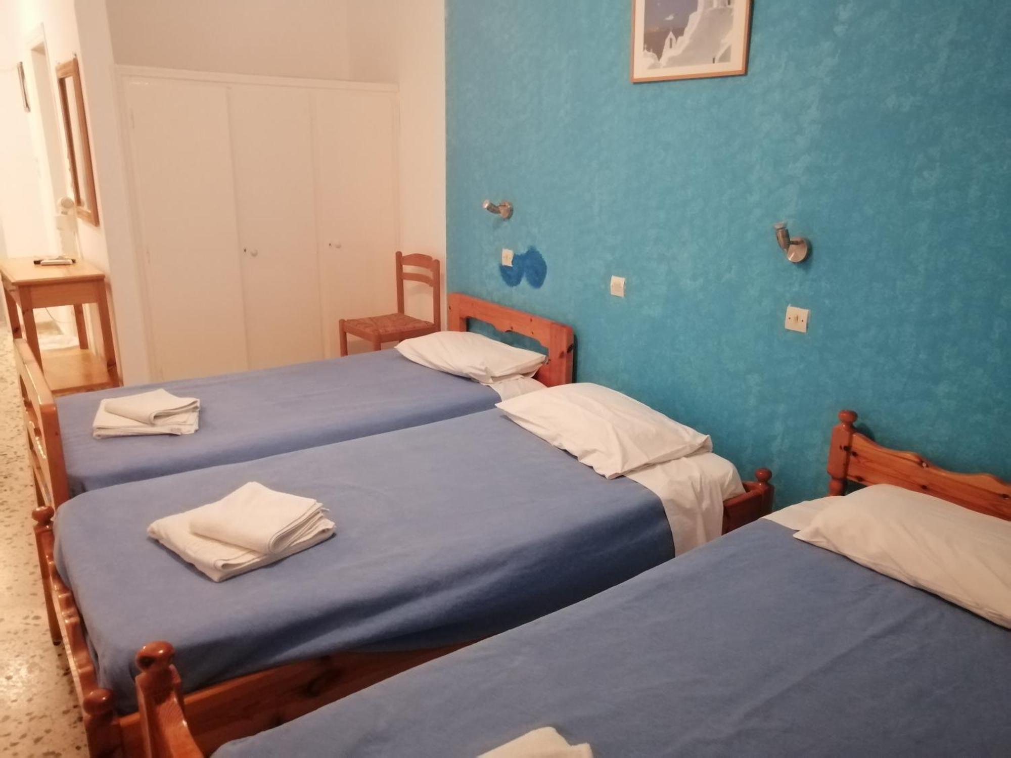 Dilino Hotel Kamari  Room photo